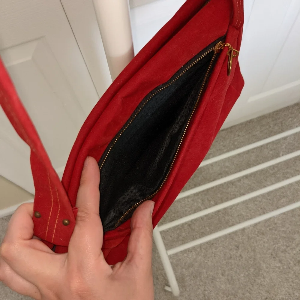 VTG Serval Red Suede Bag